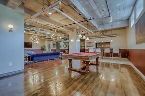 Luxury Downtown Dallas Stay by Amyfinehouse