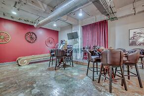 Luxury Downtown Dallas Stay by Amyfinehouse