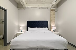 Luxury Downtown Dallas Stay by Amyfinehouse