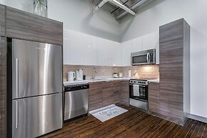 Luxury Downtown Dallas Stay by Amyfinehouse