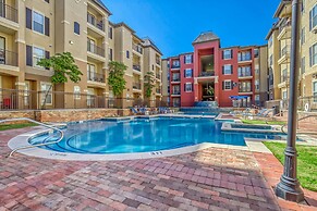 Modern Uptown Dallas Stay by Amyfinehouse