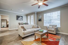 Modern Uptown Dallas Stay by Amyfinehouse