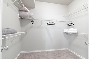 Modern Uptown Dallas Stay by Amyfinehouse