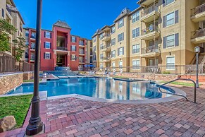 Modern Uptown Dallas Stay by Amyfinehouse