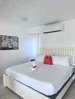 Coralito Bay Suites & Villas