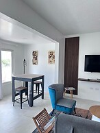 Coralito Bay Suites & Villas