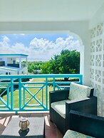 Coralito Bay Suites & Villas