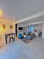 Coralito Bay Suites & Villas