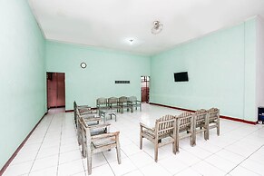 SPOT ON 2289 Hotel Saudara