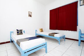 SPOT ON 2289 Hotel Saudara