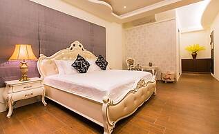 Moonstone Bed and Breakfast