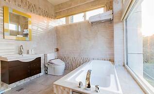 Moonstone Bed and Breakfast