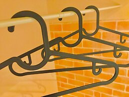 Local Nishijin Apartment