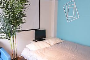 Local Nishijin Apartment