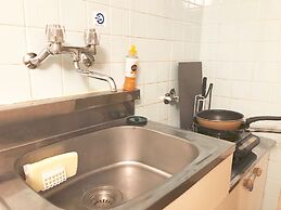 Local Nishijin Apartment