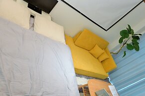 Local Nishijin Apartment