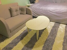 Local Nishijin Apartment