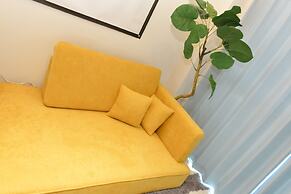 Local Nishijin Apartment