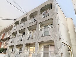 Local Nishijin Apartment
