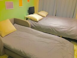 Local Nishijin Apartment