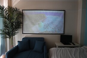 Local Nishijin Apartment