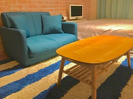 Local Nishijin Apartment