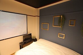 Local Nishijin Apartment