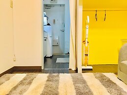 Local Nishijin Apartment