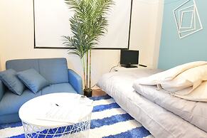 Local Nishijin Apartment