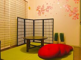 Local Nishijin Apartment