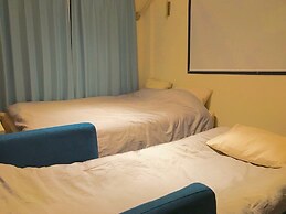 Local Nishijin Apartment