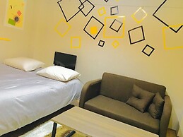 Local Nishijin Apartment