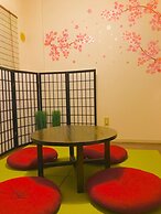 Local Nishijin Apartment