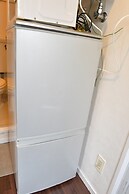 Local Nishijin Apartment