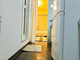Local Nishijin Apartment