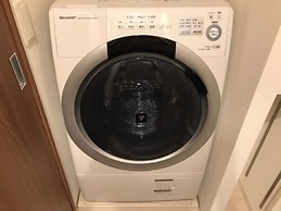 Local Hakata Apartment