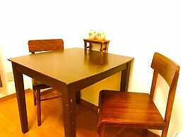 Local Nakasu Apartment