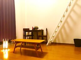 Local Nakasu Apartment