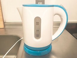 Local Nakasu Apartment