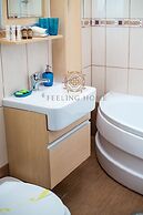 Feeling Home Apartments