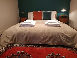 Casa da Travessa Sol e Terraço na Bica