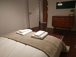 Casa da Travessa Sol e Terraço na Bica