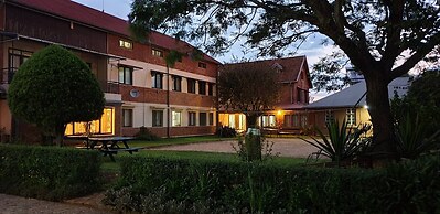 Lovasoa CCCC - Hostel