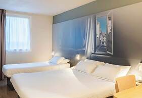 B&B HOTEL Troyes Magasins d'usine