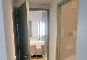 B&B HOTEL Troyes Magasins d'usine