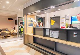 B&B HOTEL Troyes Magasins d'usine