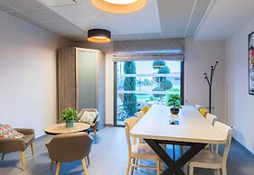 B&B HOTEL Troyes Magasins d'usine