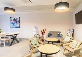 B&B HOTEL Troyes Magasins d'usine