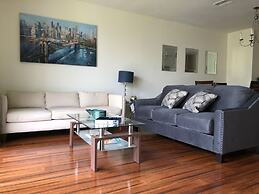 Tideview 11 · Super Clean Home Away From Home. Sleep 12+