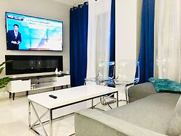 Lake & Pool View 1 Mile From Universal